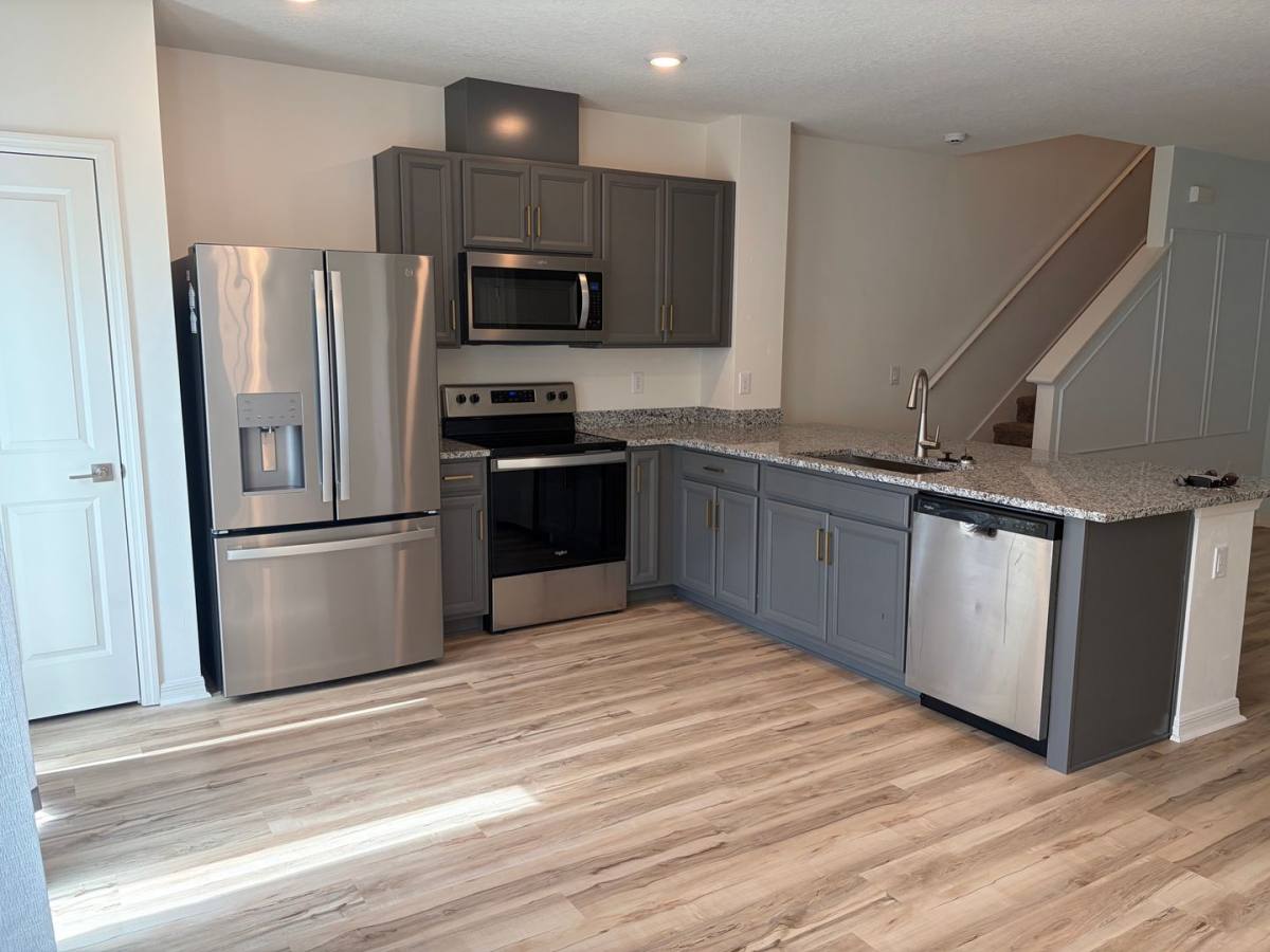 Townhouse for rent at 1492 Mirabella Cr, Davenport, FL 33897