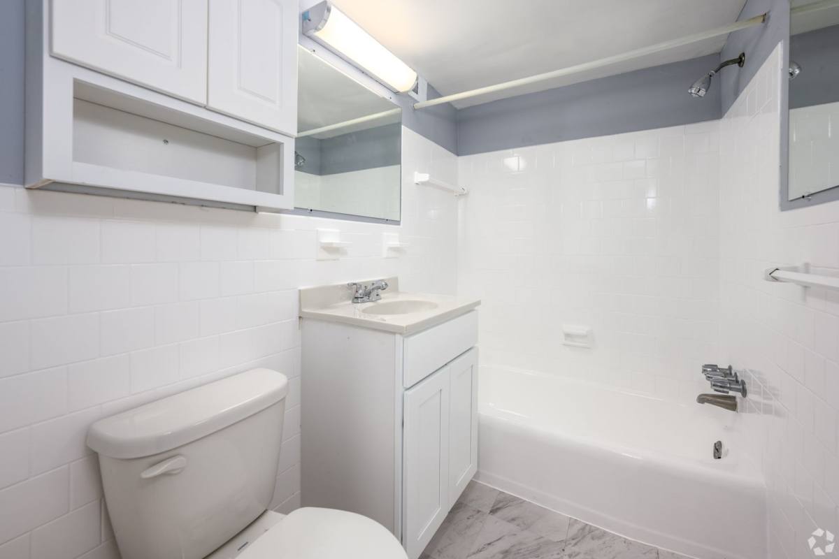 Apartment for rent at 7903 Indian Head Highway 207, Oxon Hill, MD 20745