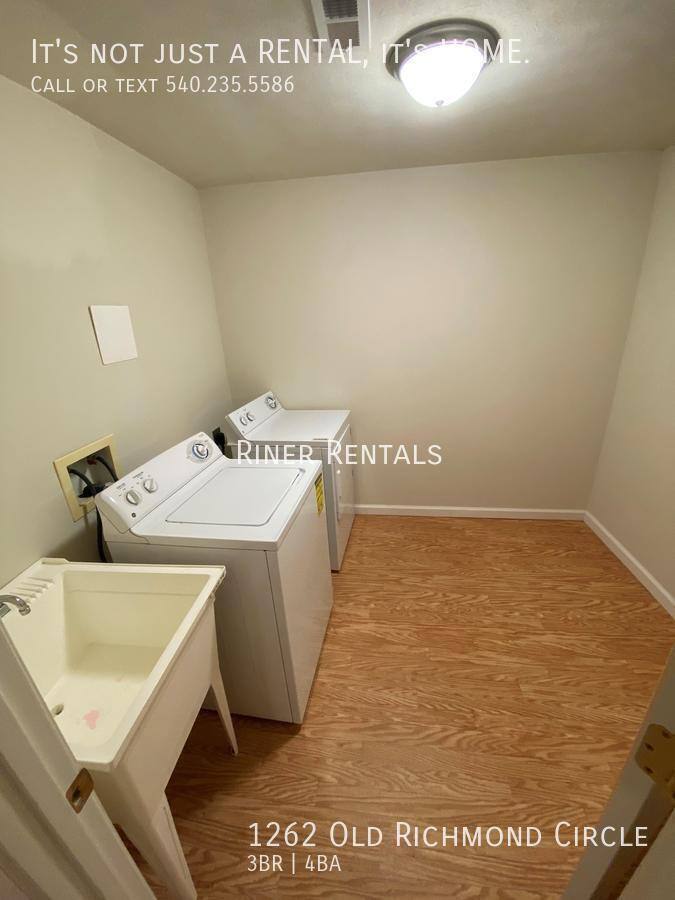 Townhouse for rent at 1262 Old Richmond Circle, Harrisonburg, VA 22801