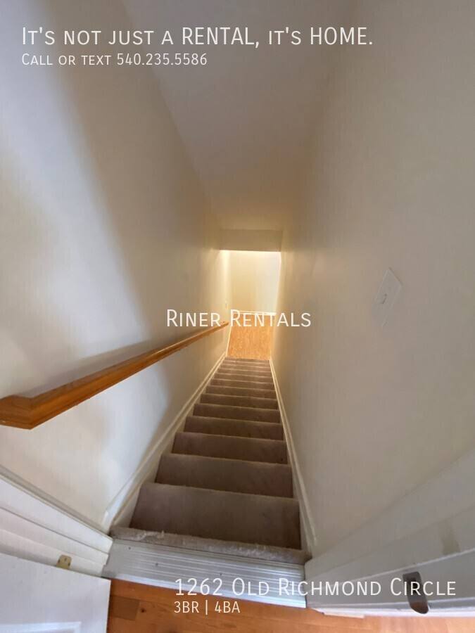 Townhouse for rent at 1262 Old Richmond Circle, Harrisonburg, VA 22801