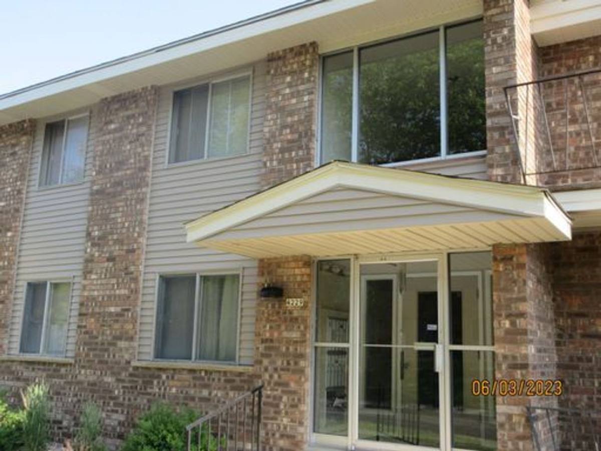 Apartment for rent at 4229 W Rivers Edge Circle, Milwaukee, WI 53209