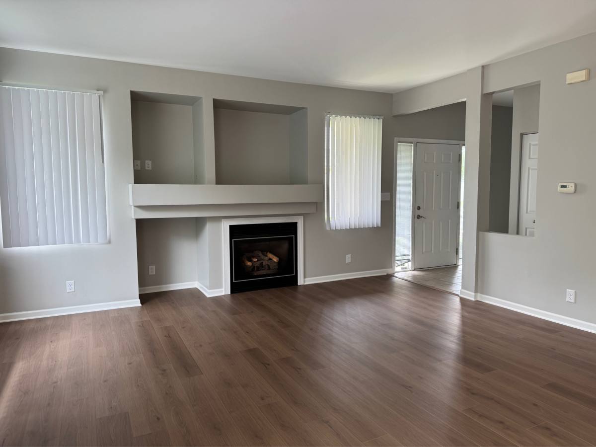 Townhouse for rent at 6251 Commonwealth Dr #1, Loves Park, IL 61111