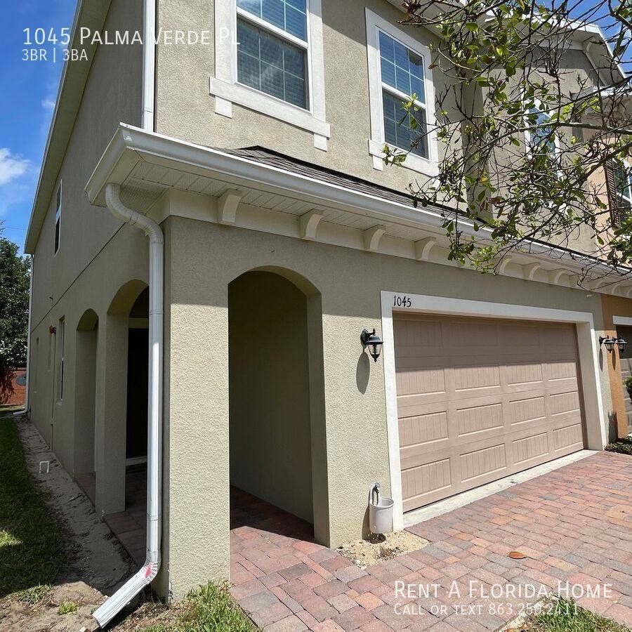 Townhouse for rent at 1045 Palma Verde Place, Apopka, FL 32712
