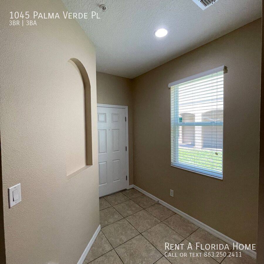 Townhouse for rent at 1045 Palma Verde Place, Apopka, FL 32712