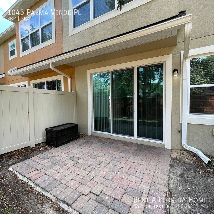 Townhouse for rent at 1045 Palma Verde Place, Apopka, FL 32712