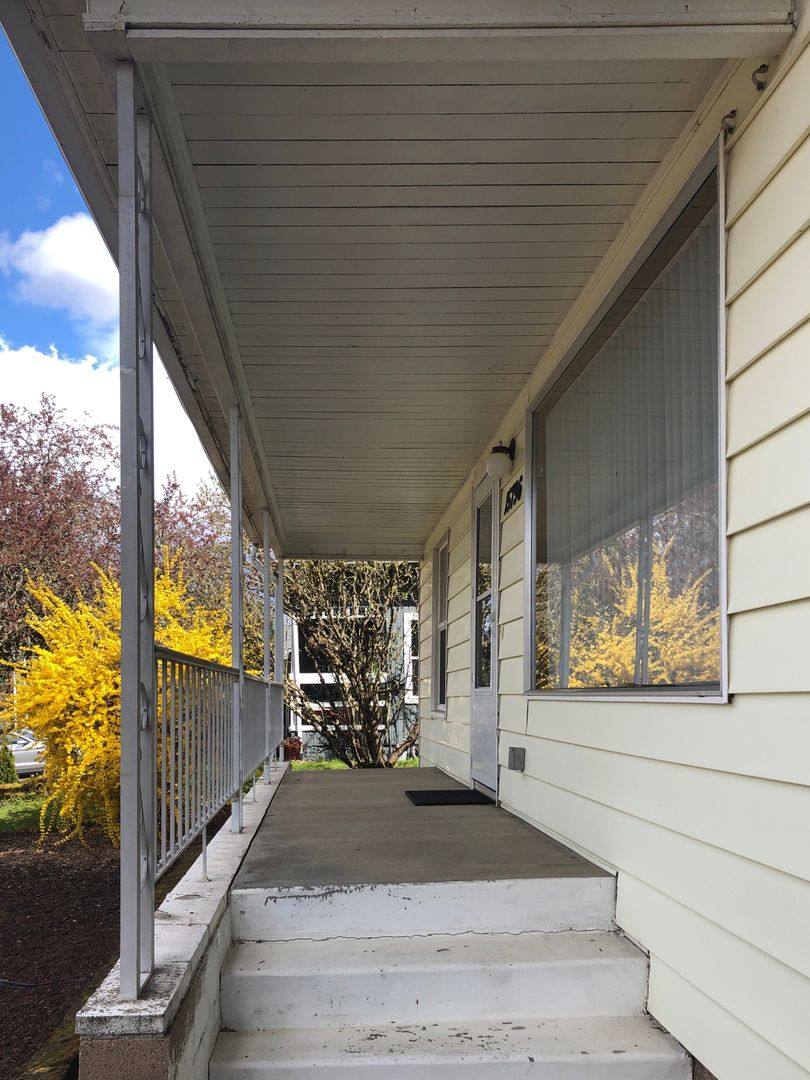 House for rent at 15796 SW Willamette St, Sherwood, OR 97140