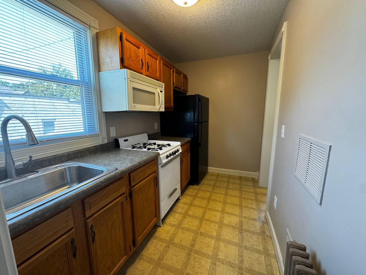 Apartment for rent at 2224 S Calhoun St, Fort Wayne, IN 46802