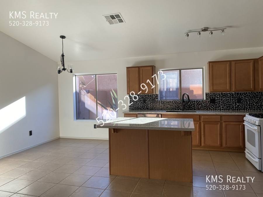 House for rent at 2375 E Calle Arroyo Lindo, Tucson, AZ 85706