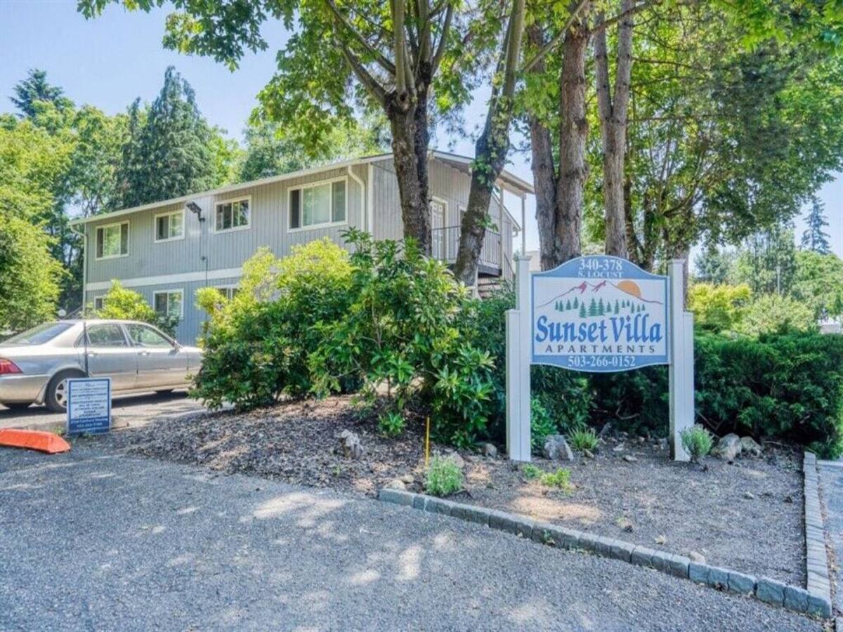 Apartment for rent at 360 S Locust St, Canby, OR 97013