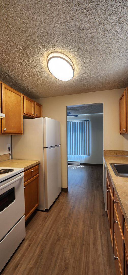 Apartment for rent at 360 S Locust St, Canby, OR 97013