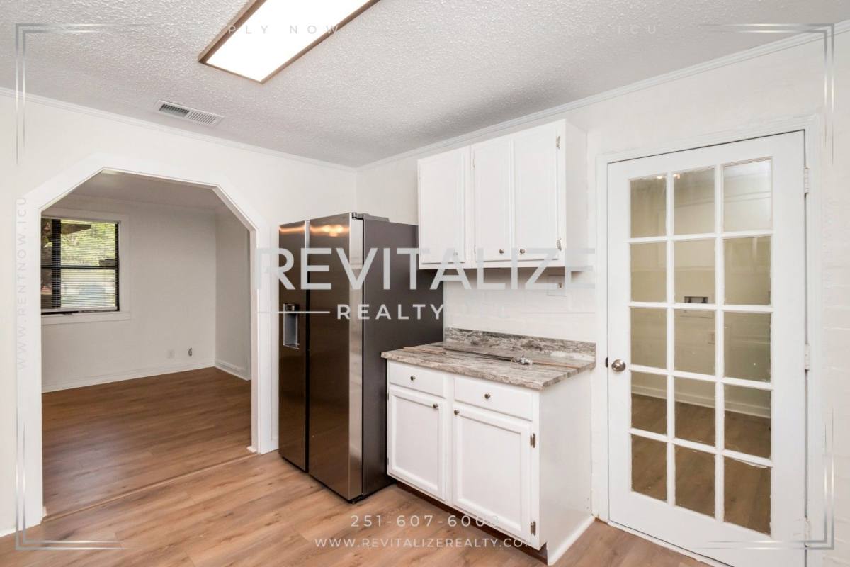 Apartment for rent at 831 James St, Saraland, AL 36571