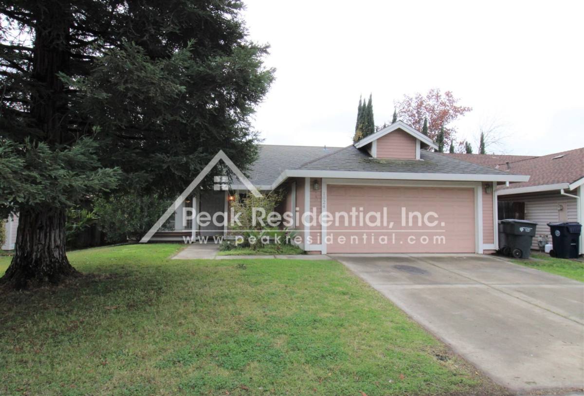House for rent at 1024 Moreno Way, Sacramento, CA 95838