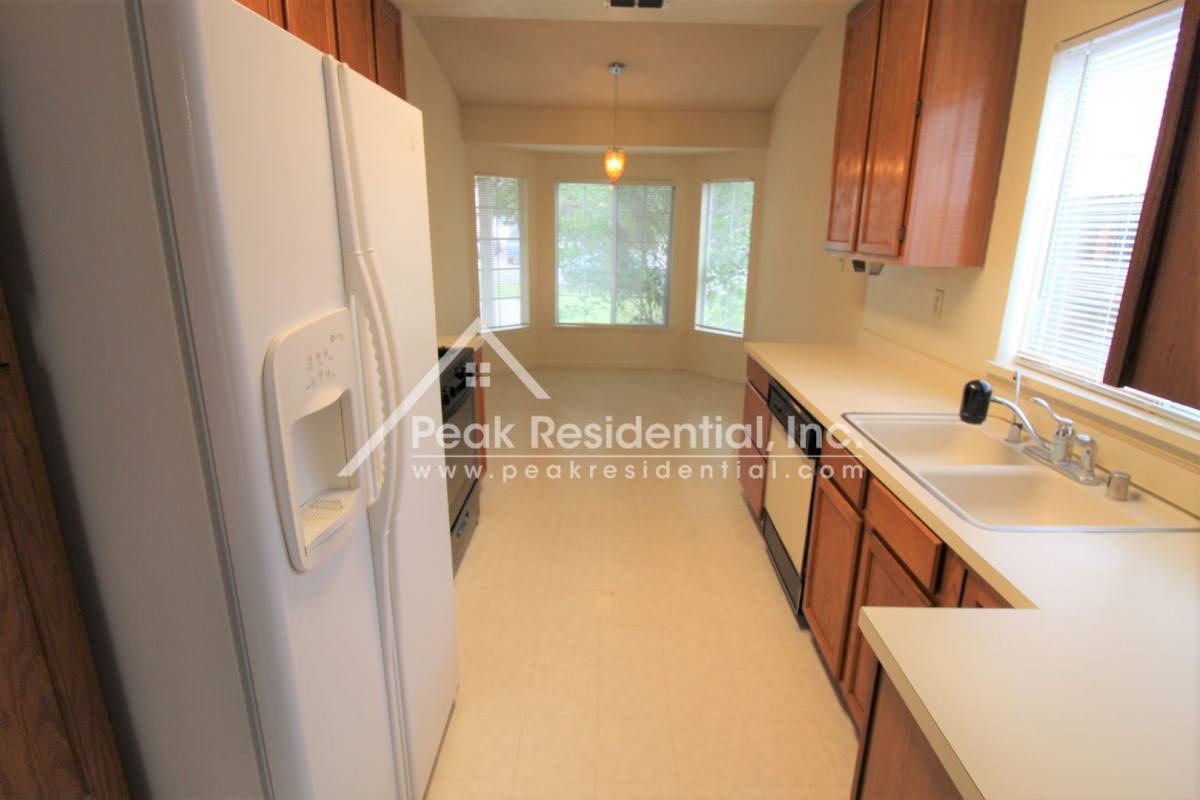 House for rent at 1024 Moreno Way, Sacramento, CA 95838