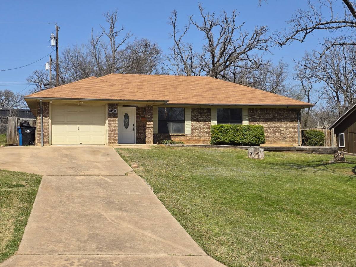 House for rent at 1623 W Parnell St, Denison, TX 75020
