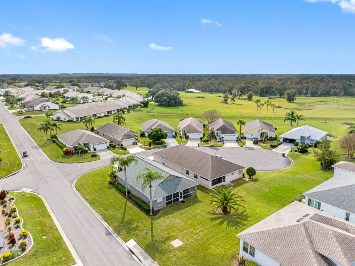 House for rent at 3063 Westmoreland Dr, Lakeland, FL 33810