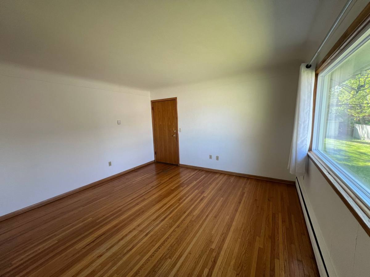 Apartment for rent at 2070 Coon Rapids Blvd NW, Minneapolis, MN 55433