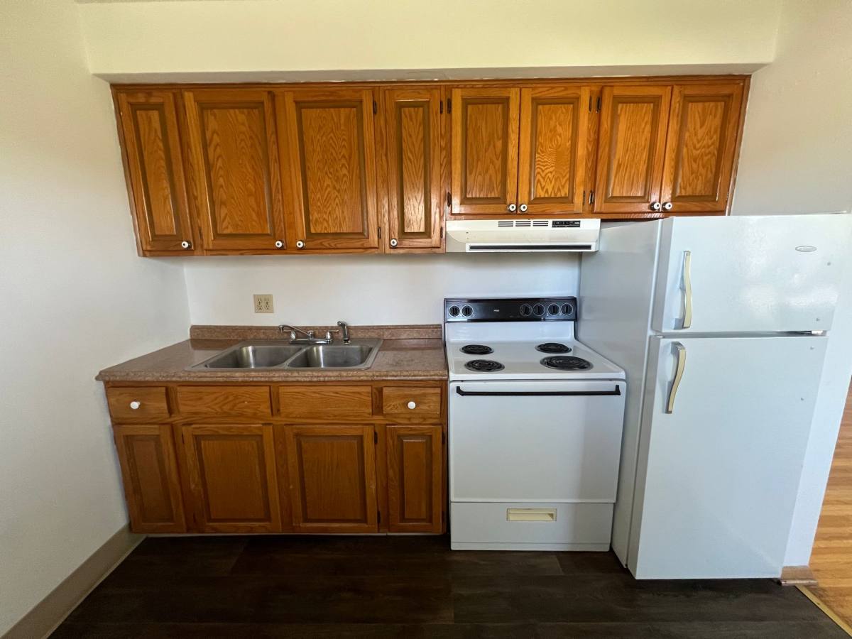Apartment for rent at 2070 Coon Rapids Blvd NW, Minneapolis, MN 55433