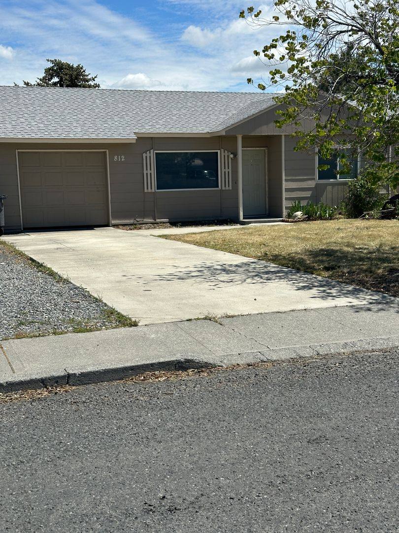 House for rent at 812 Lindberg Lane, Moses Lake, WA 98837