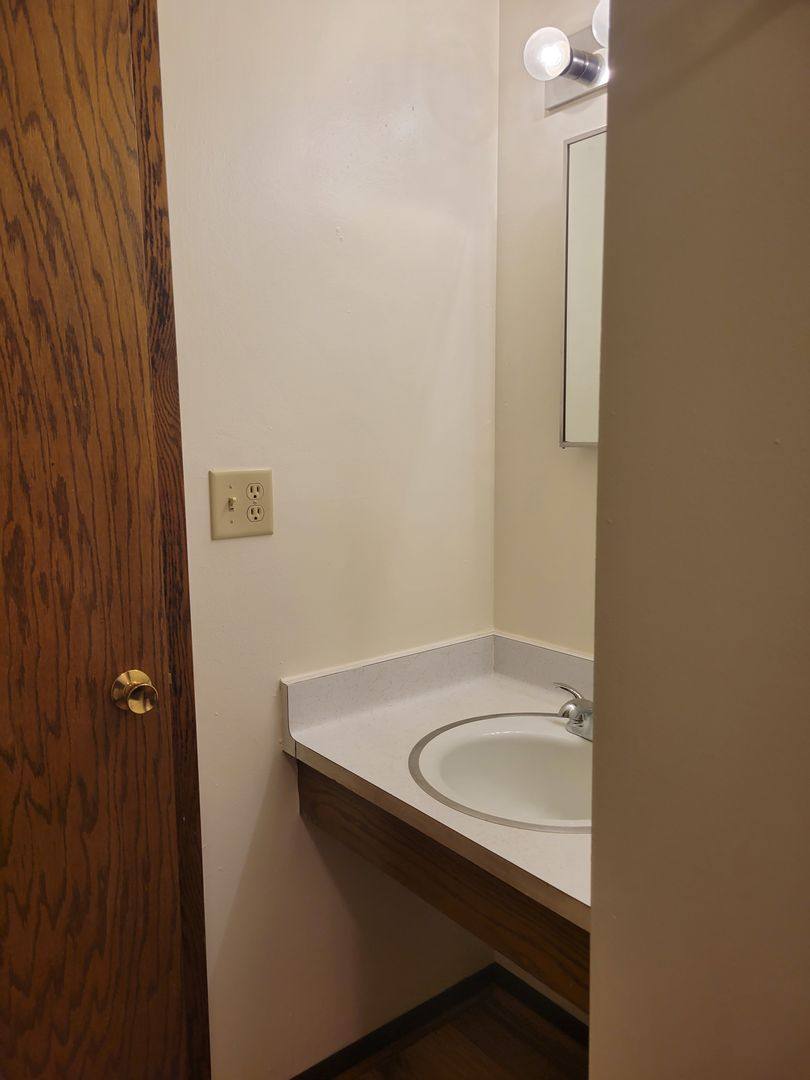 Apartment for rent at 150 E Dekora St, Saukville, WI 53080
