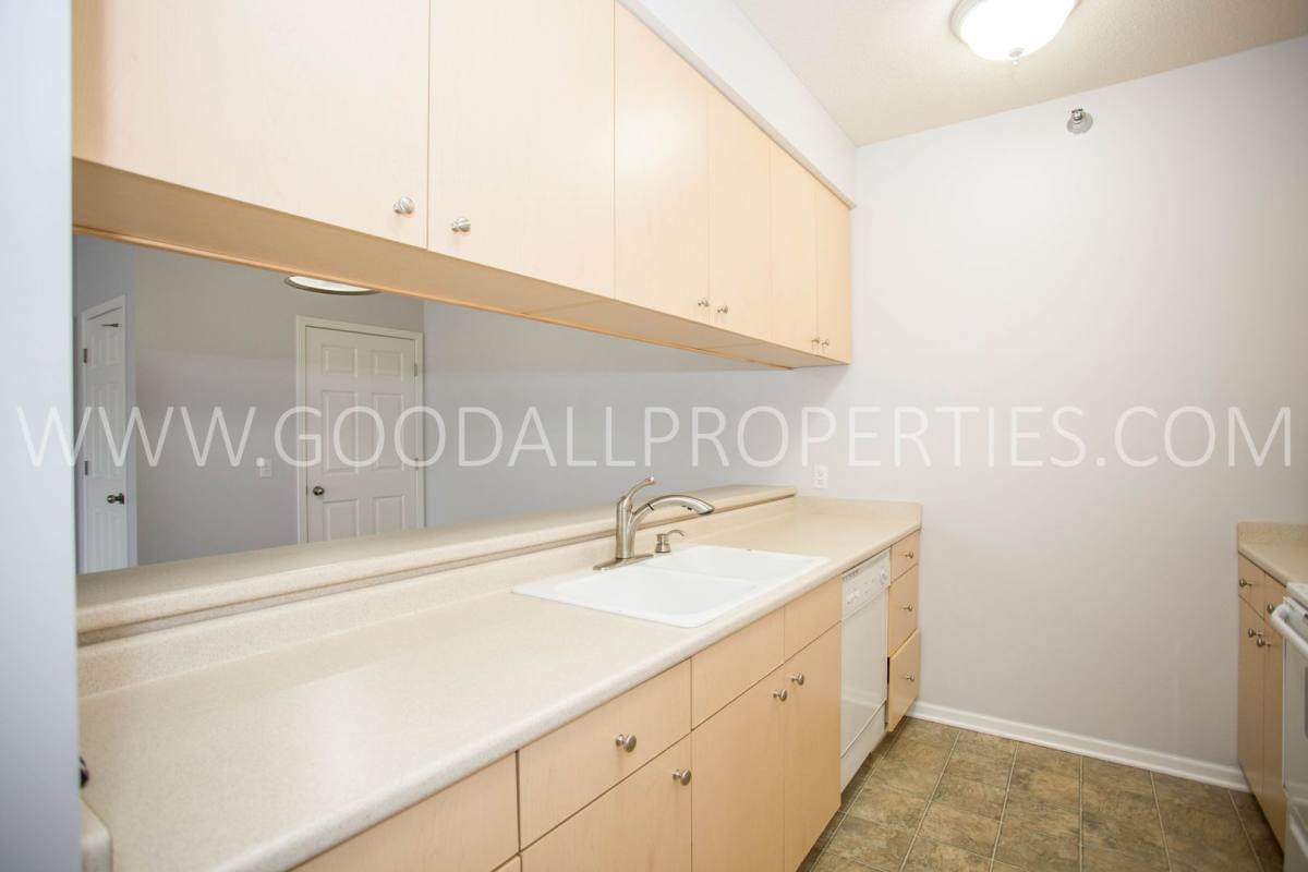 Condo for rent at 1760 SE La Grant Parkway, Waukee, IA 50263