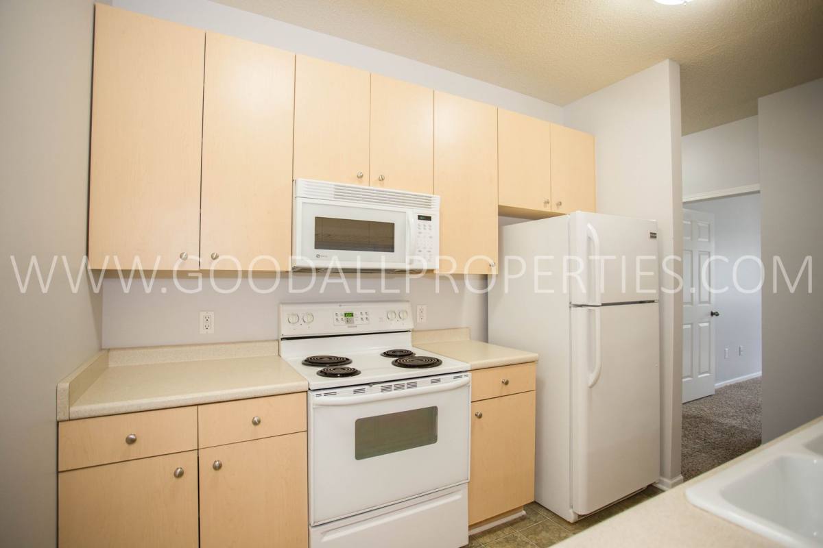 Condo for rent at 1760 SE La Grant Parkway, Waukee, IA 50263