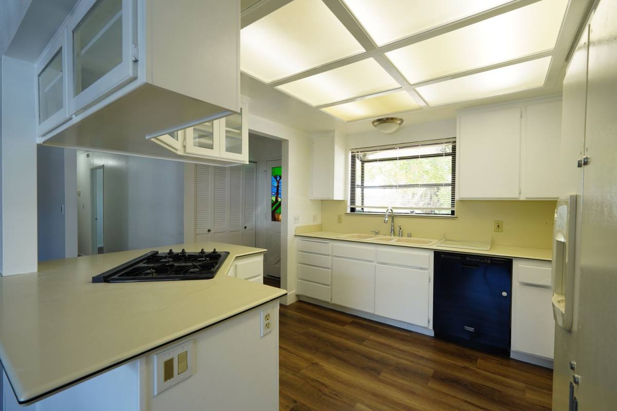 Apartment for rent at 220 Lilac Court, Redlands, CA 92373