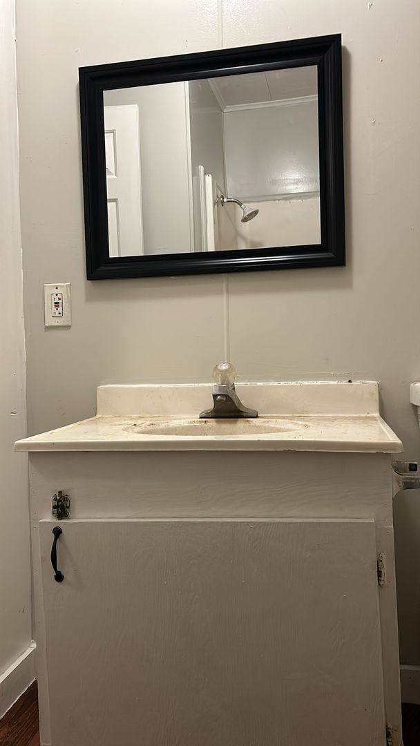 House for rent at 2318 Pacific, Orange, TX 77630