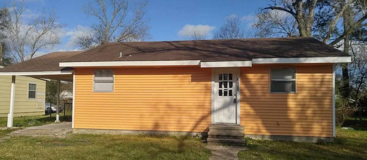 House for rent at 2318 Pacific, Orange, TX 77630