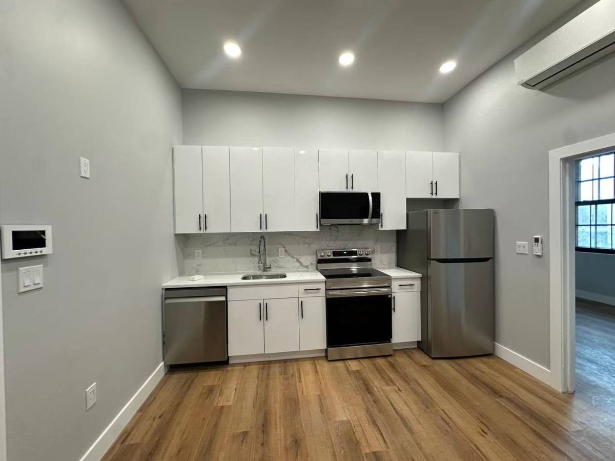 Apartment for rent at 1407-11 Point Breeze Ave, Philadelphia, PA 19146