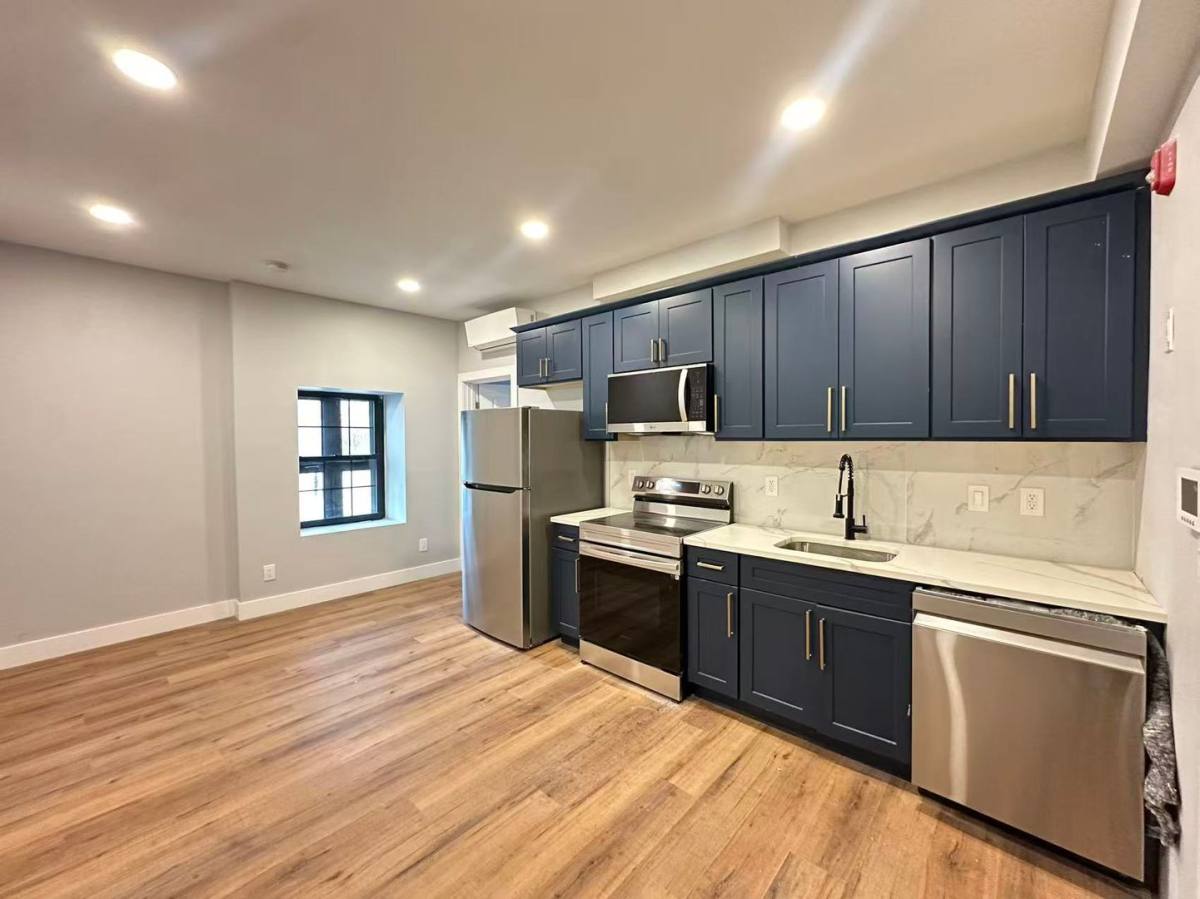 Apartment for rent at 1407-11 Point Breeze Ave, Philadelphia, PA 19146