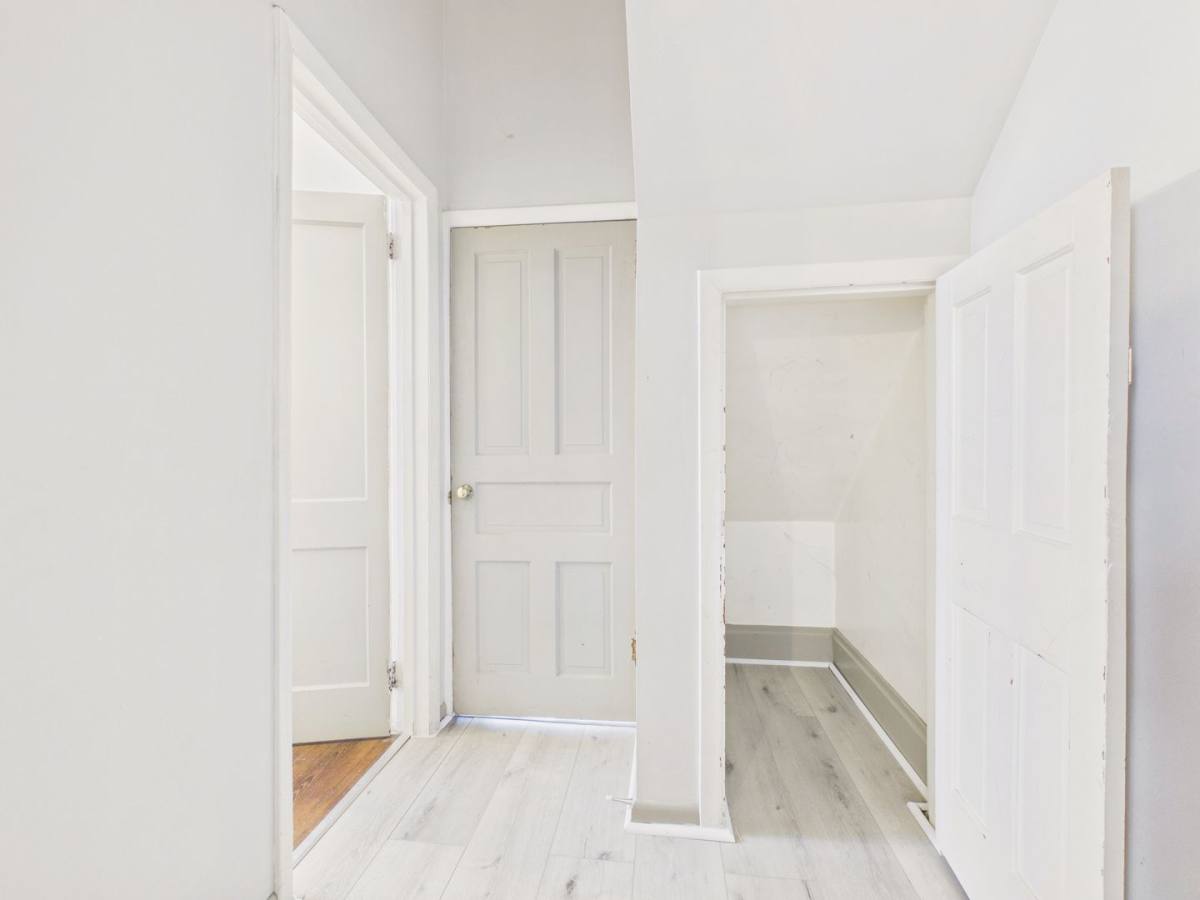 Apartment for rent at 242 Harris St, Harrisburg, PA 17102