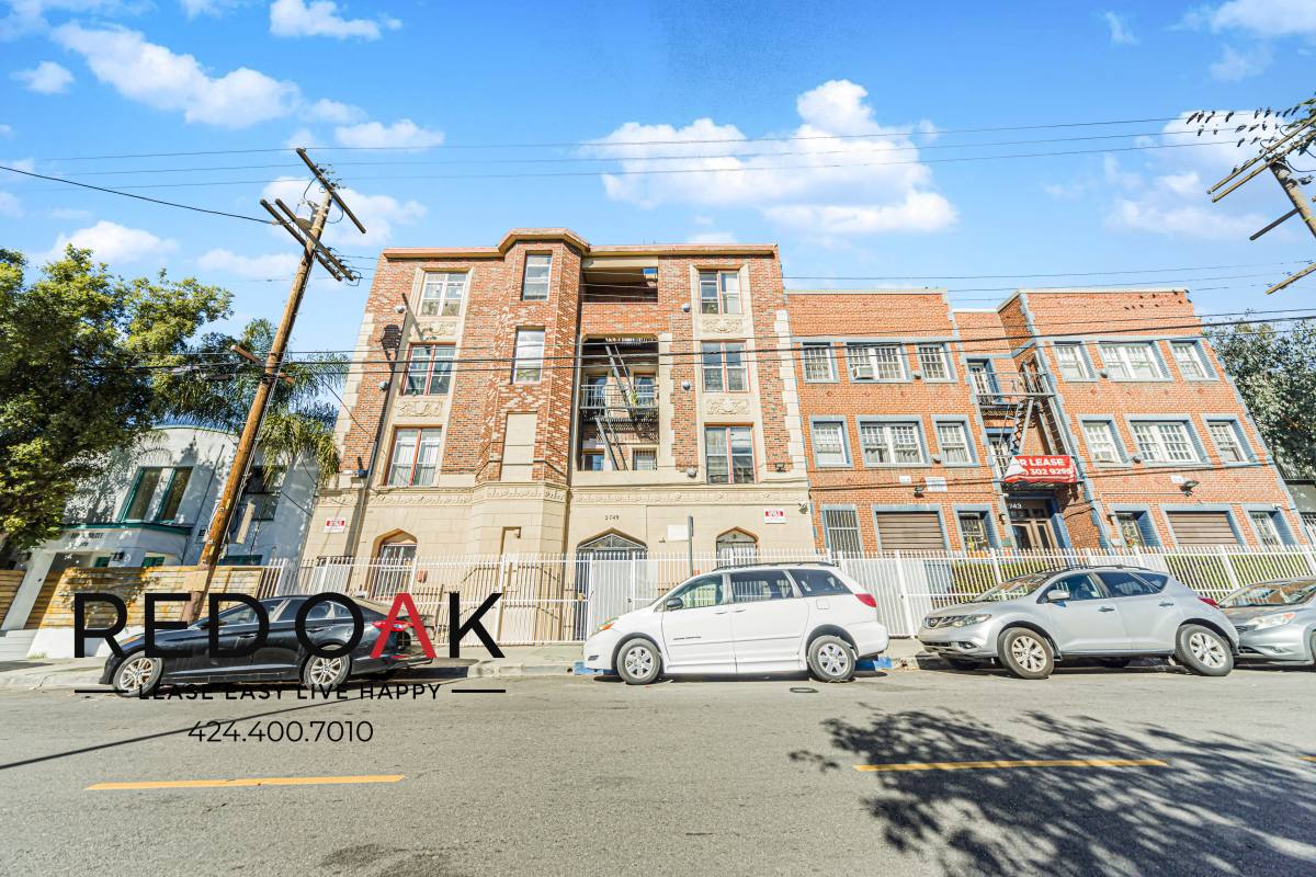 Condo for rent at 2743 San Marino St #201B, Los Angeles, CA 90006