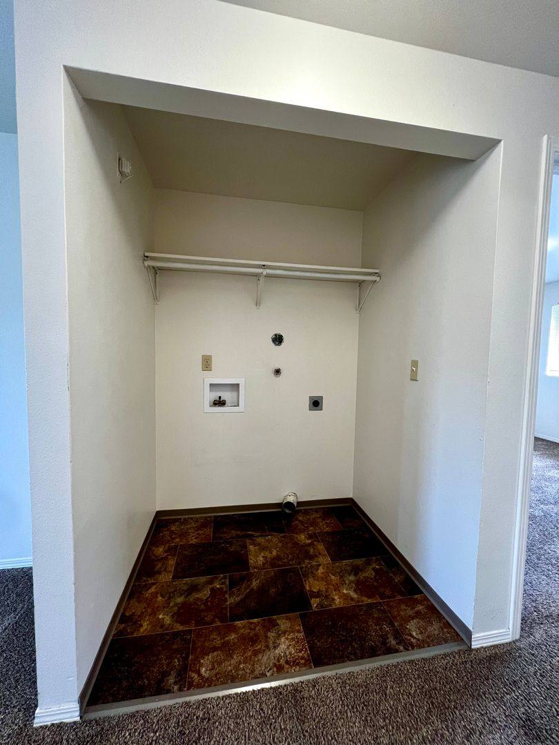 Apartment for rent at 1409 Folsom Ave, Yakima, WA 98902