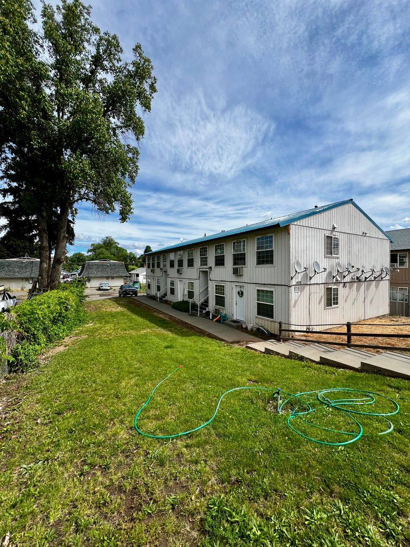 Apartment for rent at 1409 Folsom Ave, Yakima, WA 98902