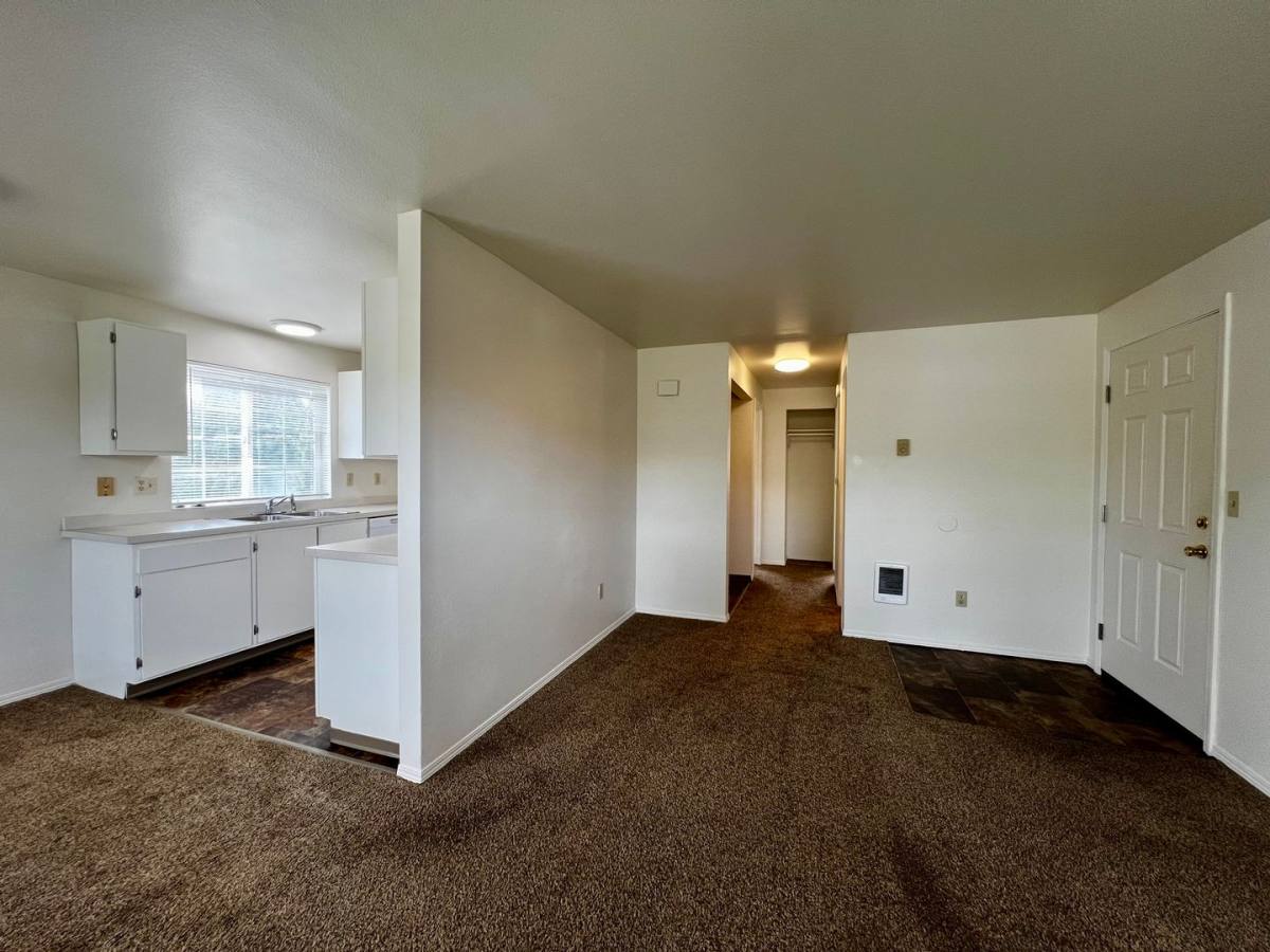 Apartment for rent at 1409 Folsom Ave, Yakima, WA 98902