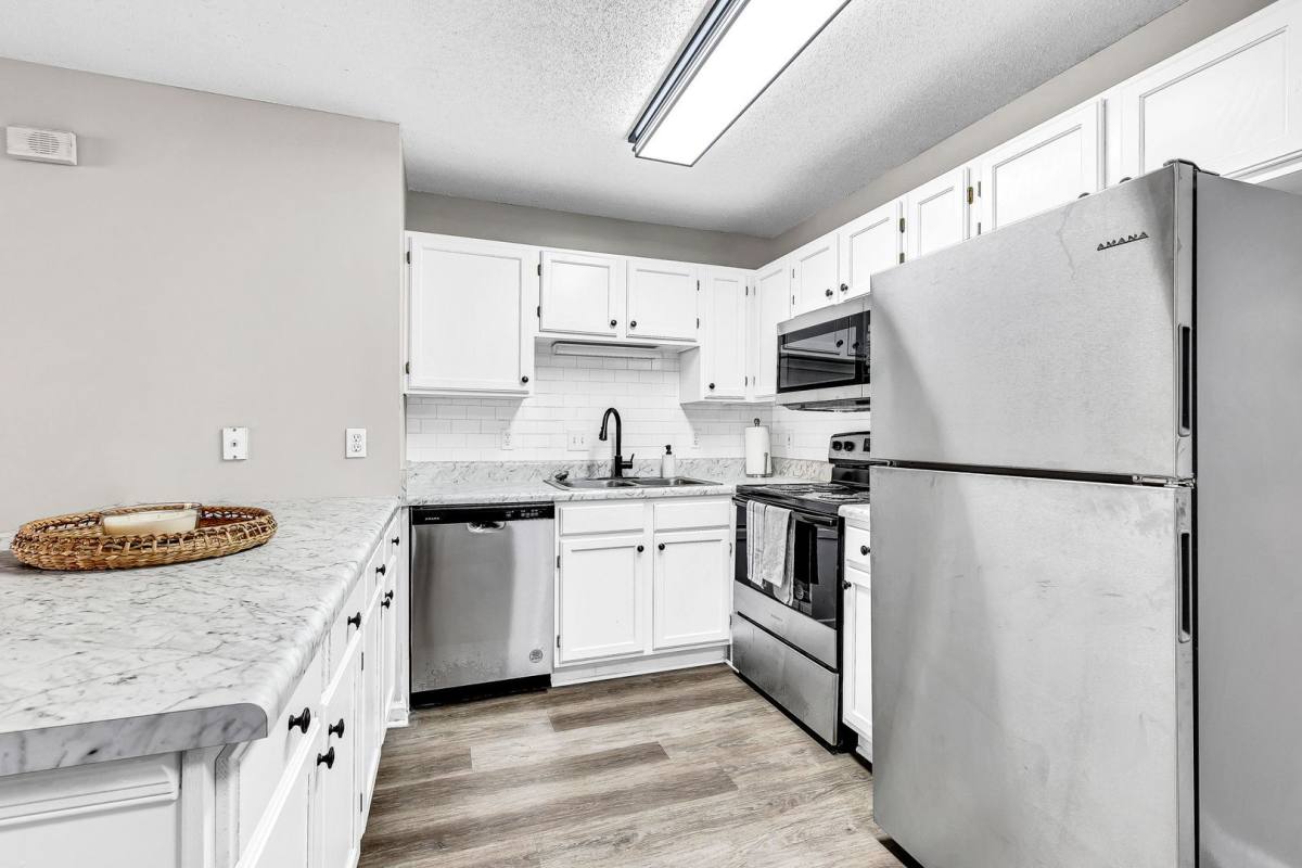 Apartment for rent at 1911 Walker Ave, Greensboro, NC 27403