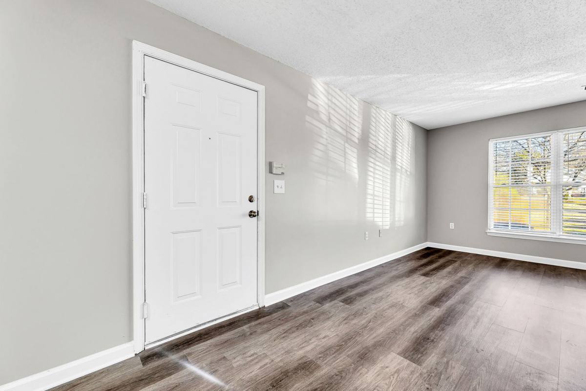 Apartment for rent at 1911 Walker Ave, Greensboro, NC 27403