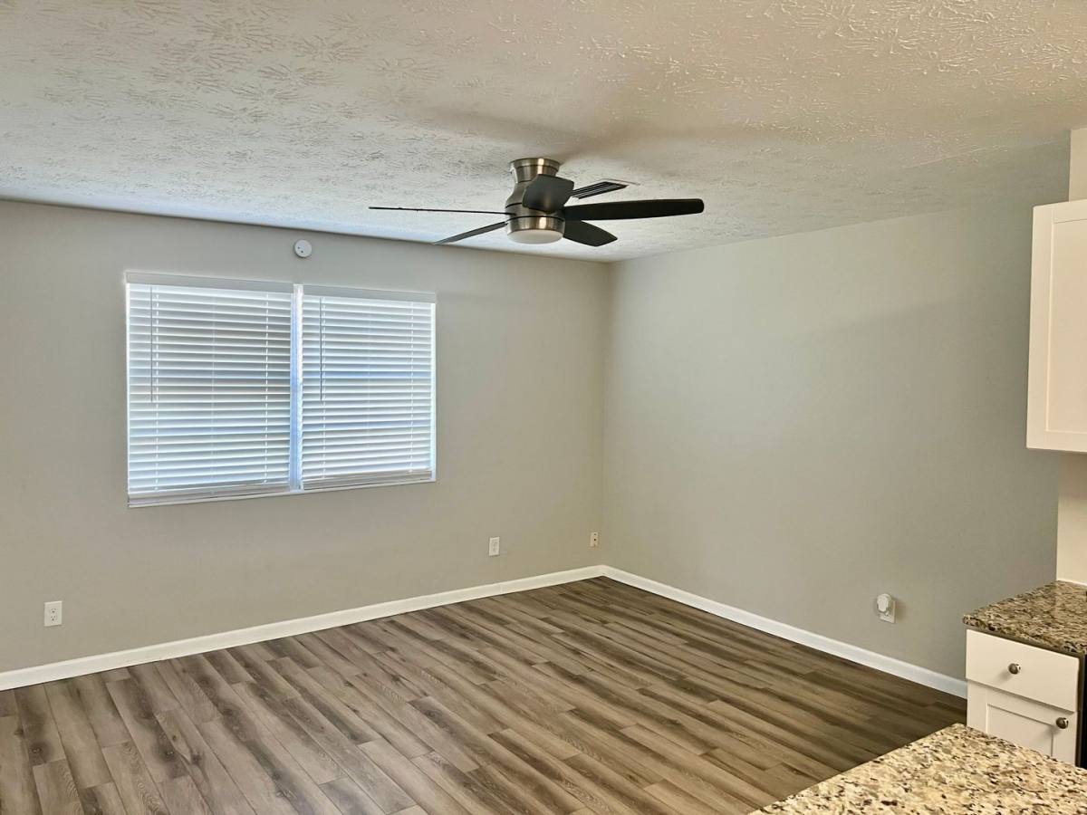 House for rent at 10964 Bacall Rd W, Jacksonville, FL 32218