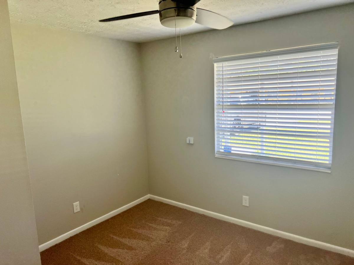 House for rent at 10964 Bacall Rd W, Jacksonville, FL 32218