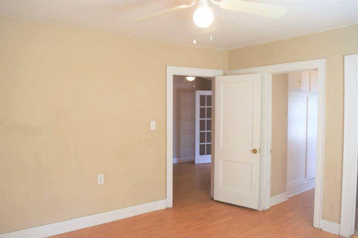 Apartment for rent at 1020 NE 18th St, Oklahoma City, OK 73111