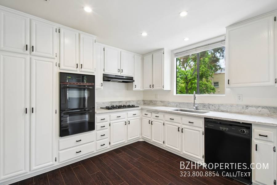 Apartment for rent at 8865 Alden Dr #101, Los Angeles, CA 90048