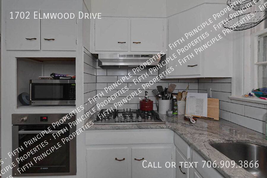 House for rent at 1702 Elmwood Dr, Columbus, GA 31906