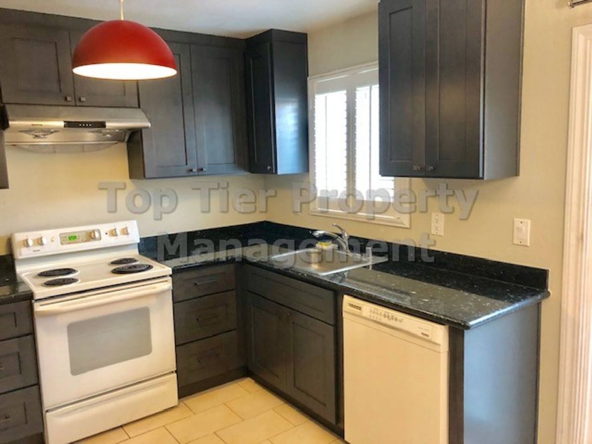 Townhouse for rent at 1803 Chinquapin Court, Concord, CA 94519