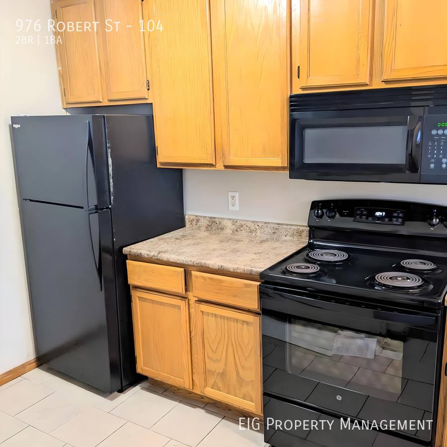 Condo for rent at 976 Robert St #104, Saint Paul, MN 55118