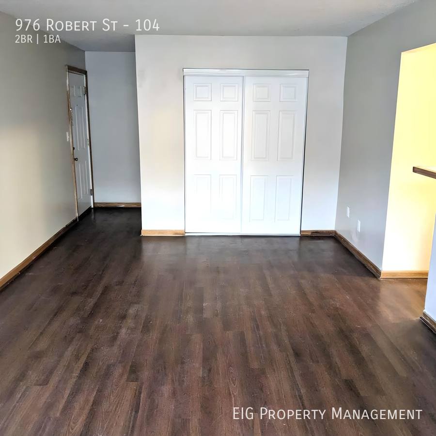 Condo for rent at 976 Robert St #104, Saint Paul, MN 55118