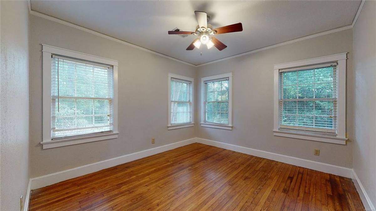 House for rent at 4056 Wares Ferry Rd, Montgomery, AL 36109