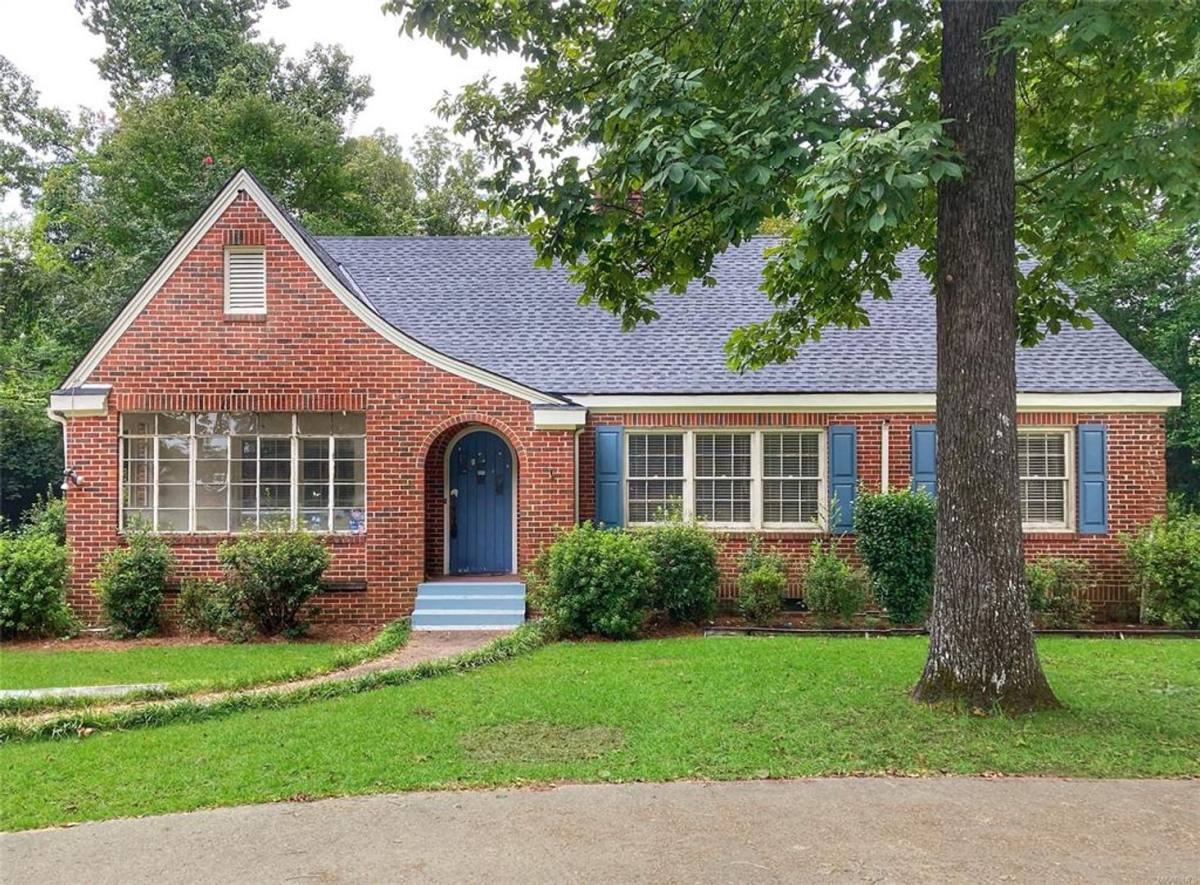House for rent at 4056 Wares Ferry Rd, Montgomery, AL 36109