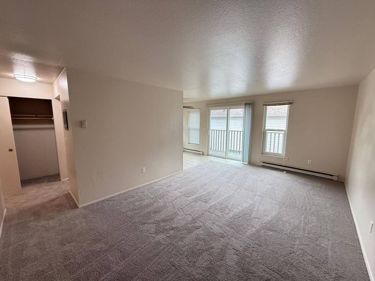 Apartment for rent at 12326 33rd Ave NE, Seattle, WA 98125