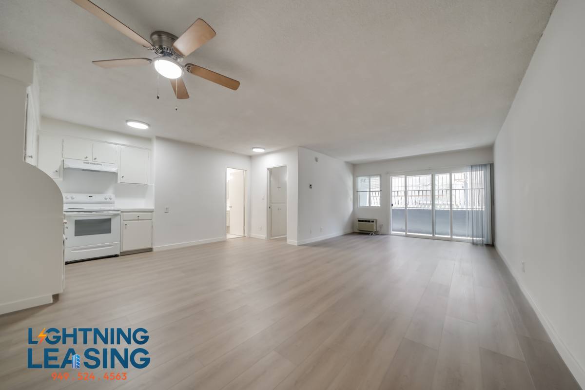 Apartment for rent at 700 S Irolo St #10, Los Angeles, CA 90005