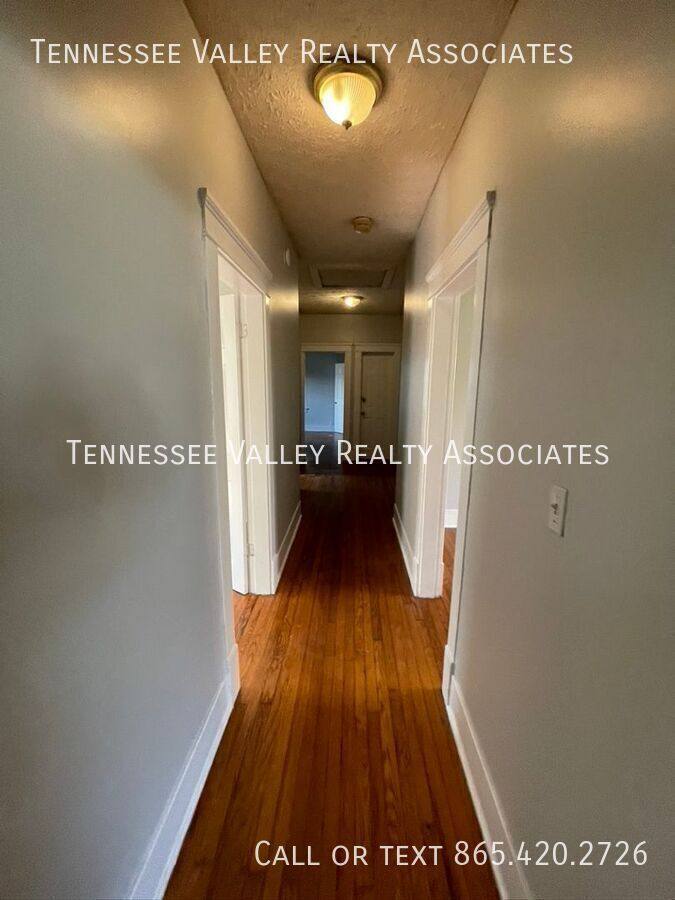 House for rent at 2649 Parkview Ave, Knoxville, TN 37914